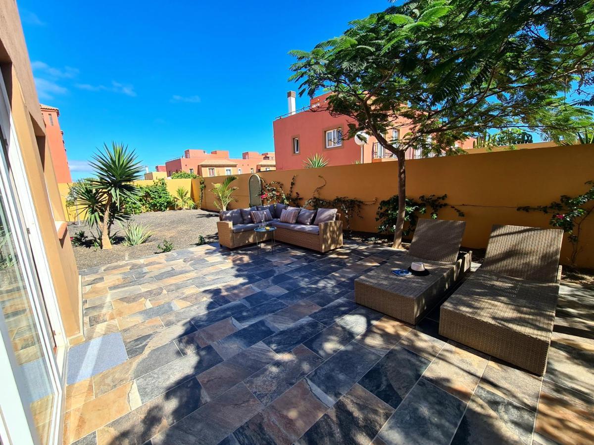 Casa Zalla 110m2, 200m2 Garden, Pool, 1gb Wi-fi, Private Parking Corralejo
