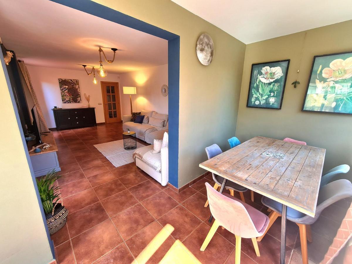 Casa Zalla 110m2, 200m2 Garden, Pool, 1gb Wi-fi, Private Parking *