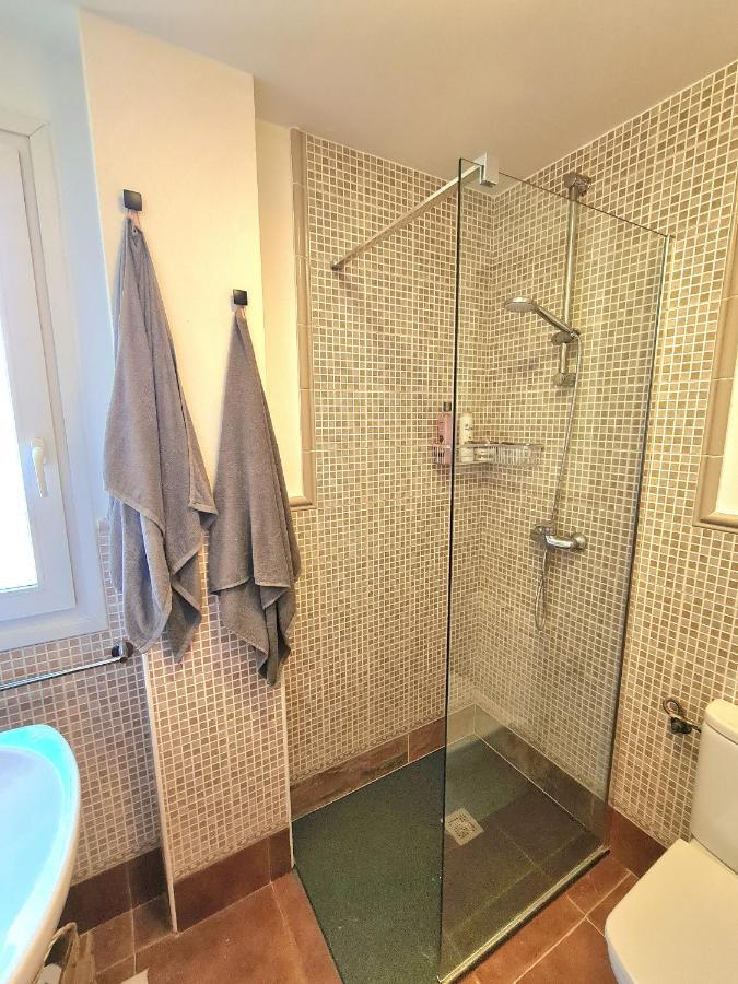 Casa Zalla 110m2, 200m2 Garden, Pool, 1gb Wi-fi, Private Parking Apartment *