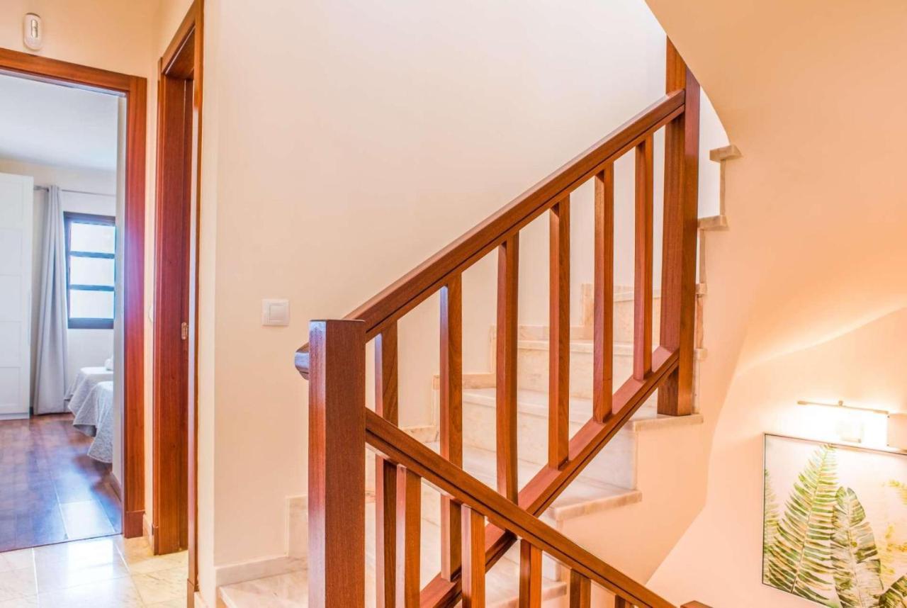 Mirador Lobos Villa *