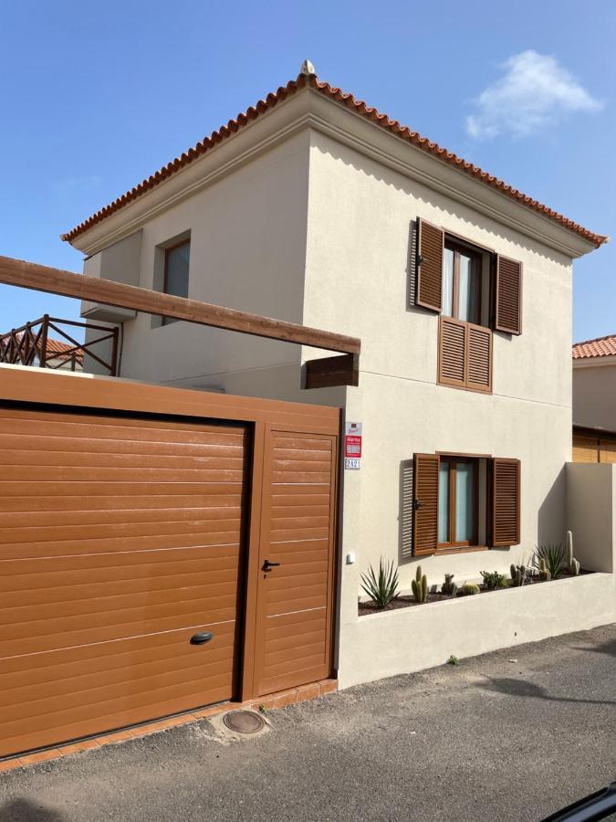 Villa Casa Mareterra - Design With Pool And Terrace Near And Lajares