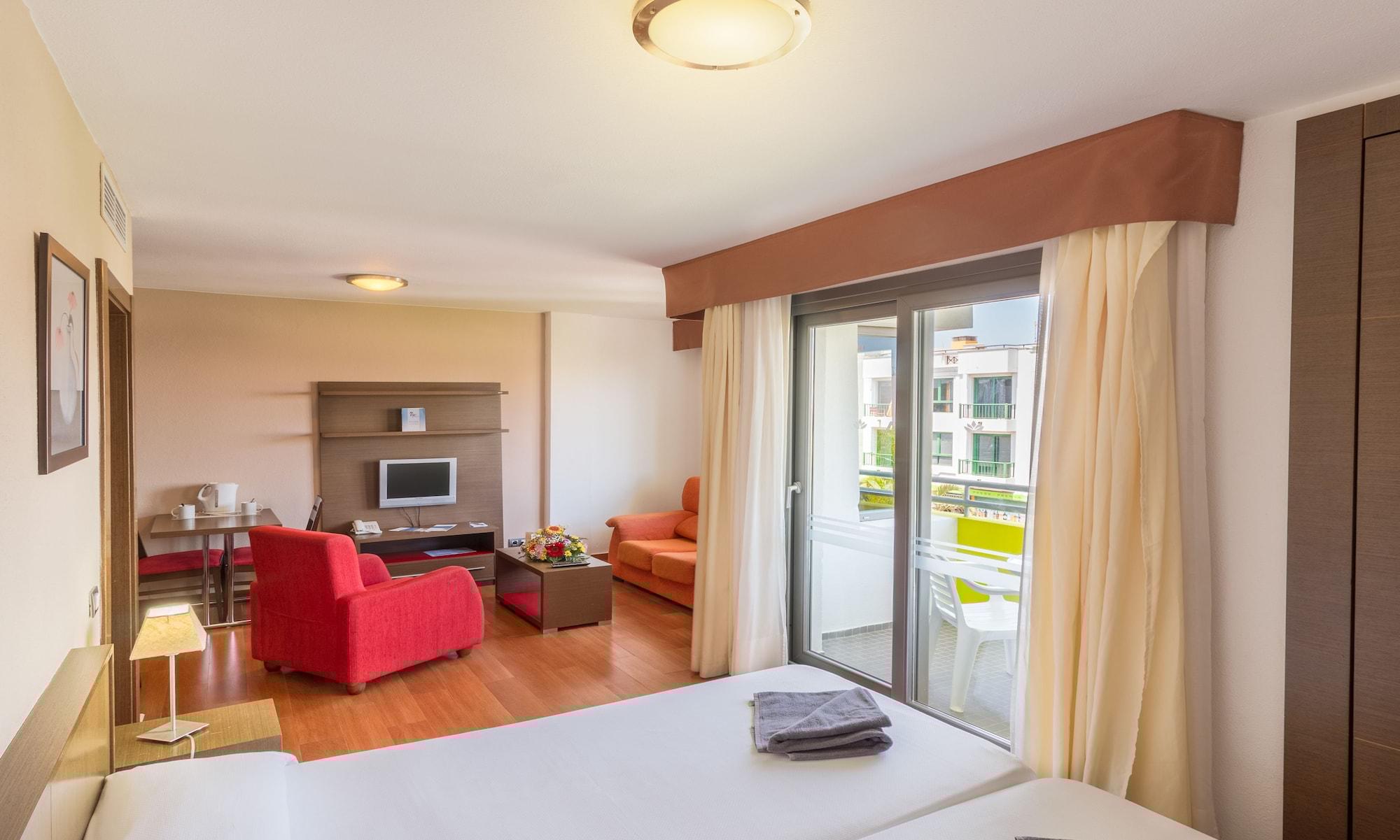 The Hotel 4*