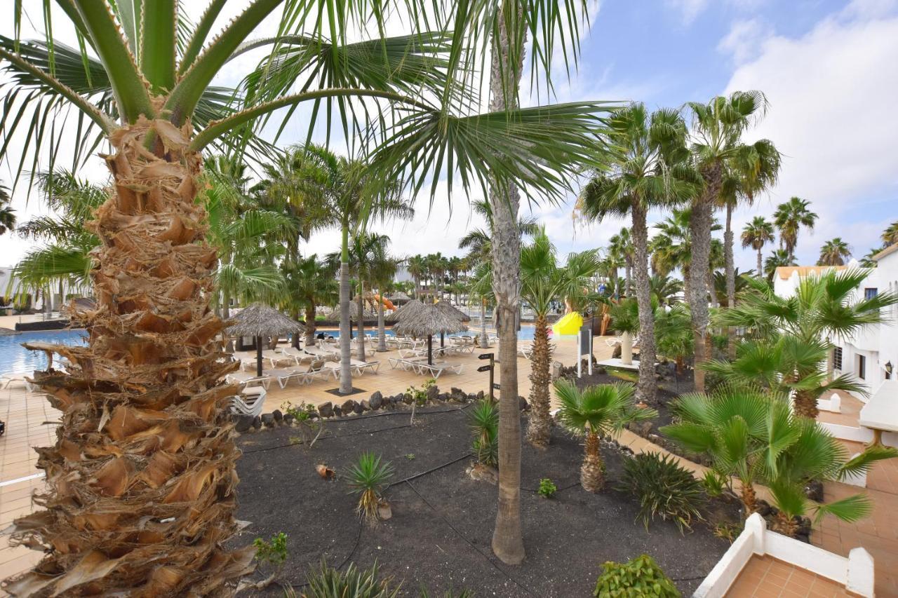 Book Jet - Oasis Pool View *