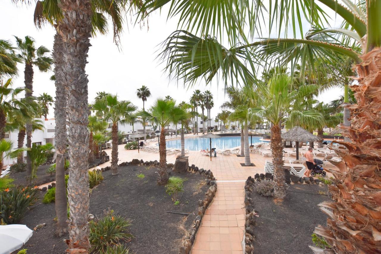 Book Jet - Oasis Pool View Apartment *