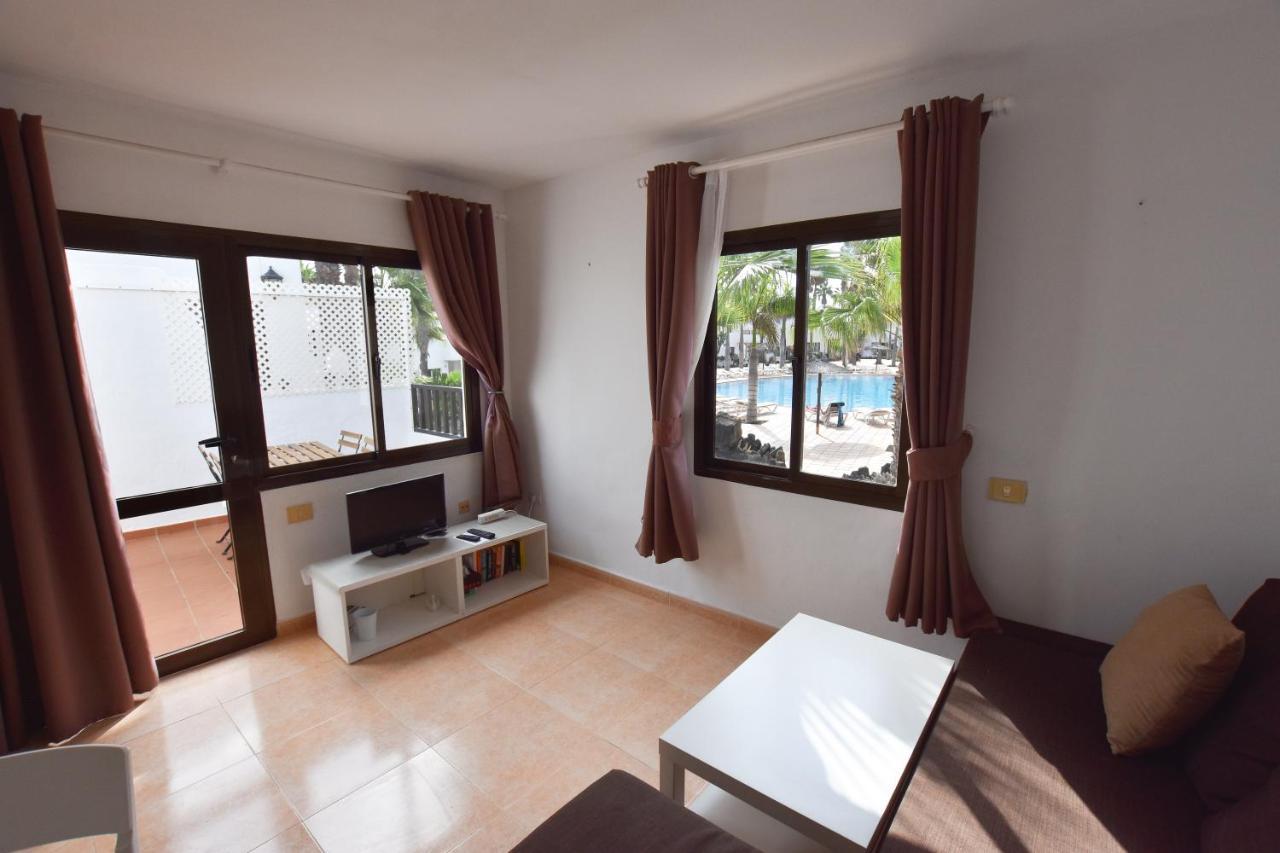 Book Jet - Oasis Pool View * Corralejo
