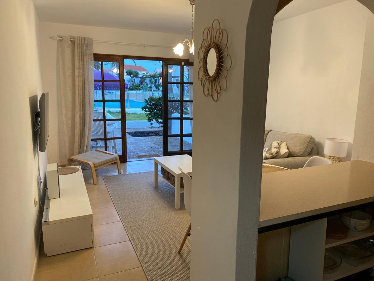 Estrella Del Mar 8. 1 Bedroom With Pool And Gardens 300 Metres From The Corralejo