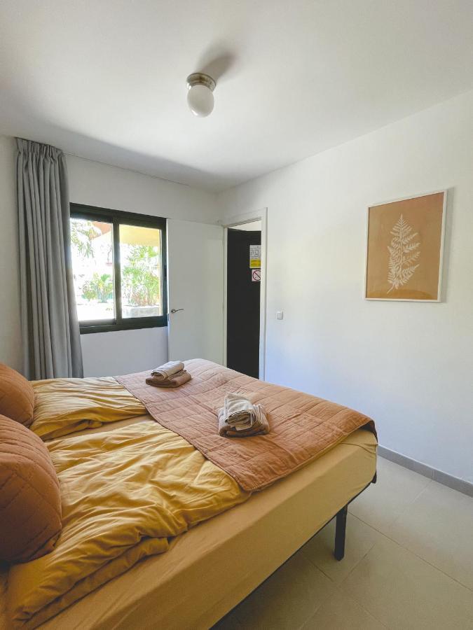 Seaside : A Cozy In A Peaceful Well Located Complex