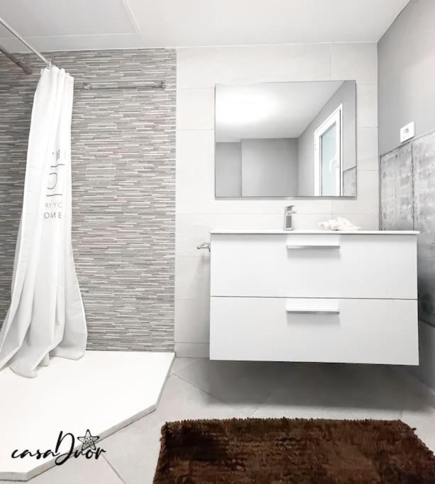 B-rent Sun 207 Pool View Apartment Corralejo