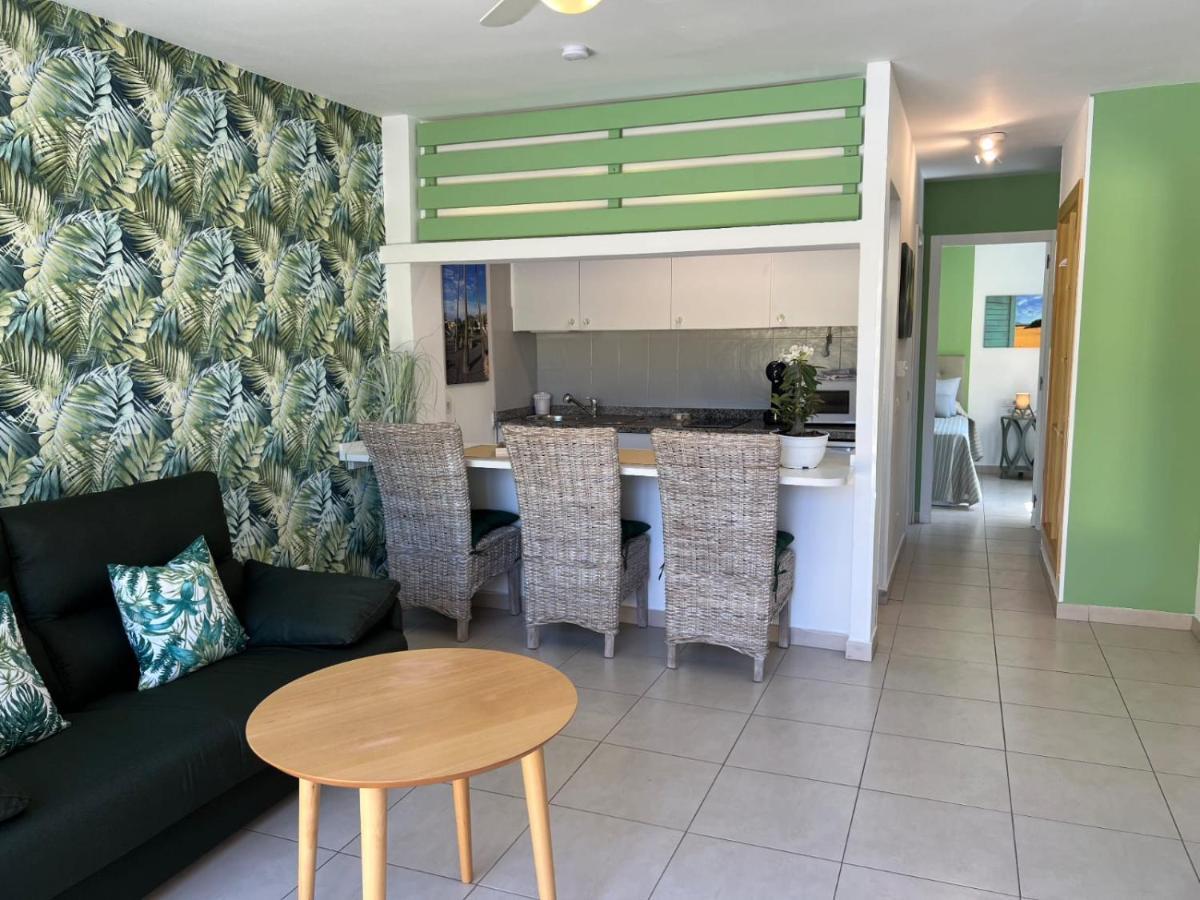 Atlantic Garden Andrew Pool Air Conditioning Holiday home *