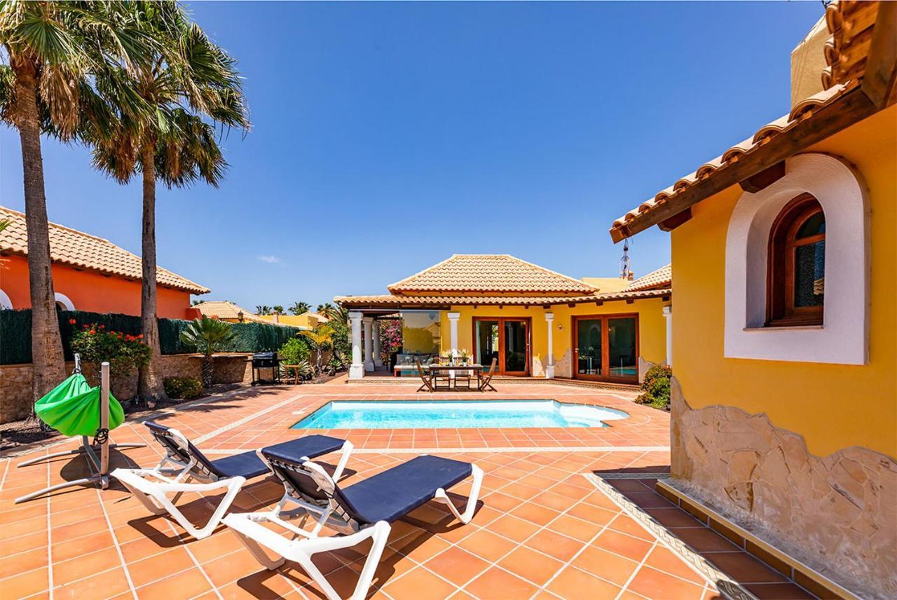 Relax 2 Private Pool By Holidays Villa Corralejo