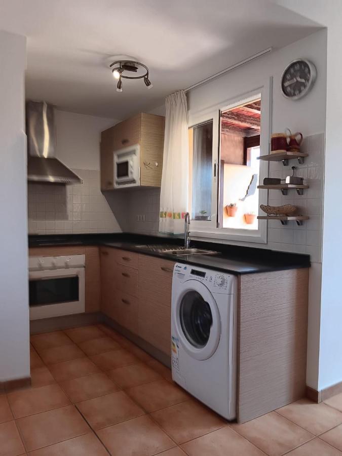 Brisas Fuerteventura: Optic Fiber,solarium,bbq Apartment *