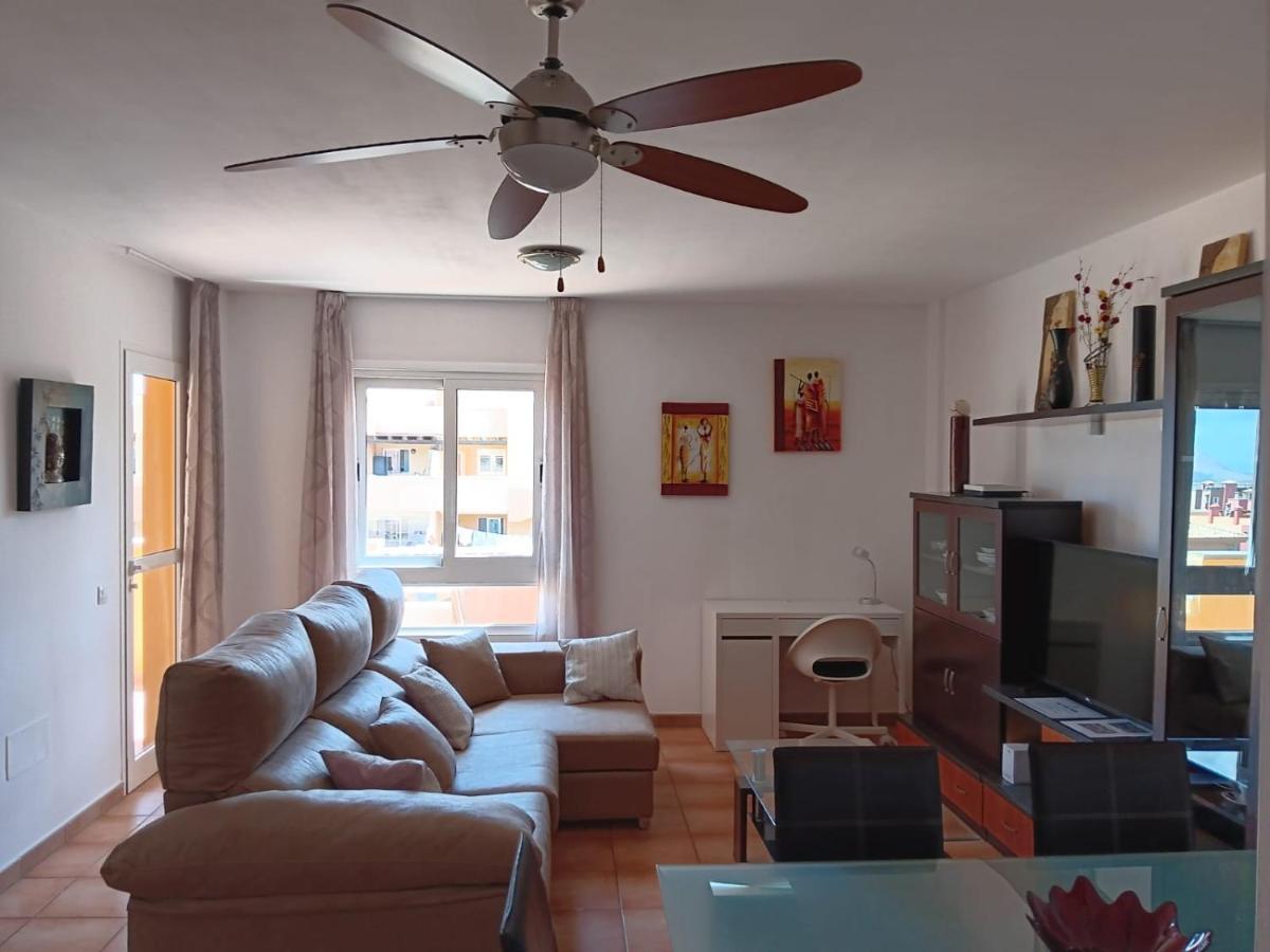 Apartment Brisas Fuerteventura: Optic Fiber,solarium,bbq *
