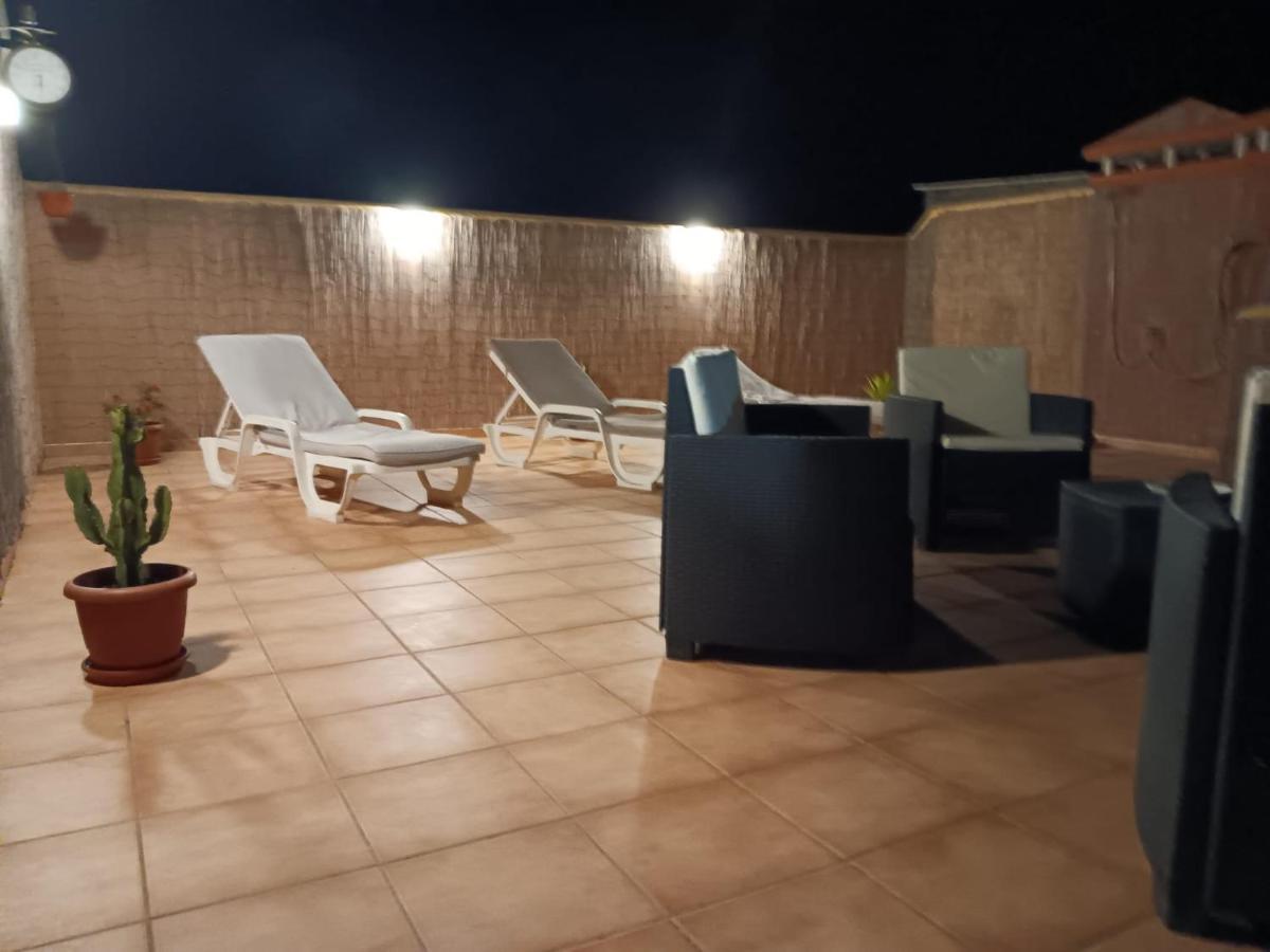 Brisas Fuerteventura: Optic Fiber,solarium,bbq Apartment *