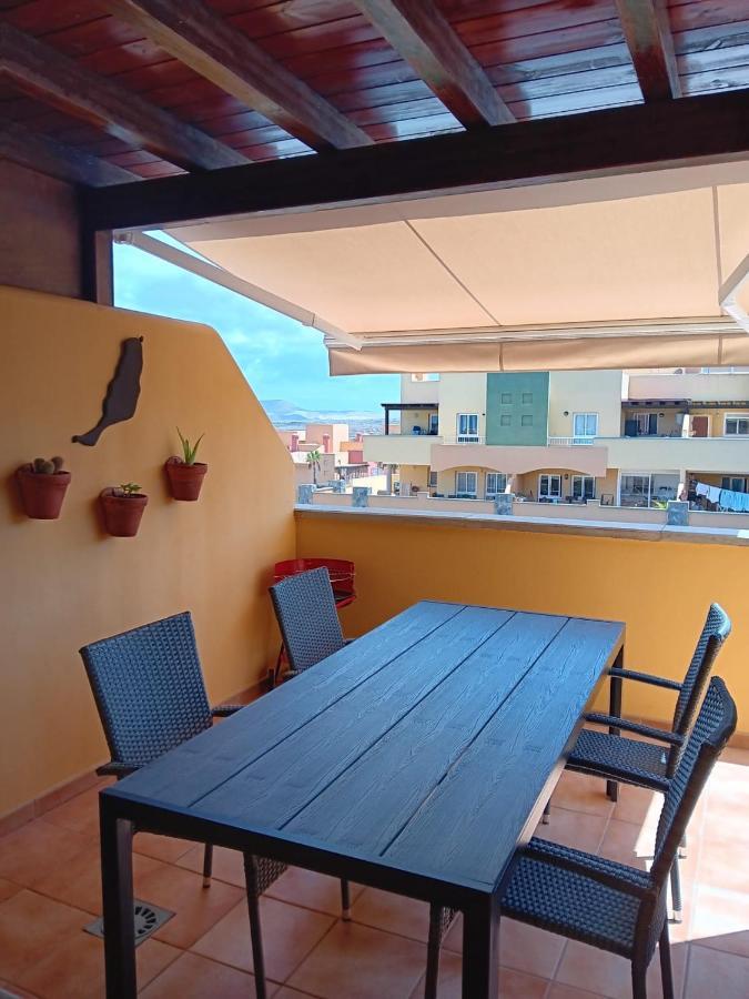 Apartment Brisas Fuerteventura: Optic Fiber,solarium,bbq Corralejo