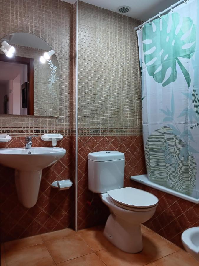 Brisas Fuerteventura: Optic Fiber,solarium,bbq