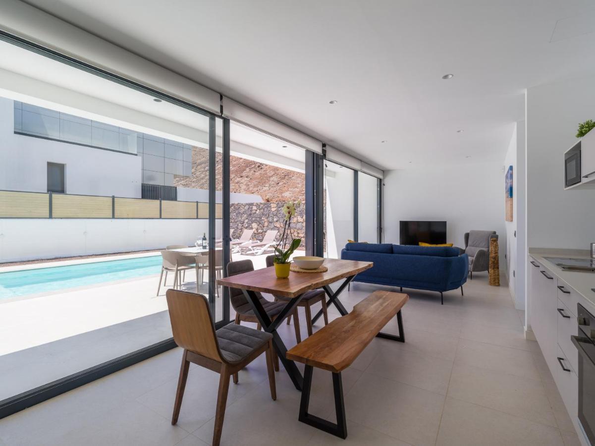 Calderas Deluxe Sea And Mountain Views And Private Pool Villa Corralejo