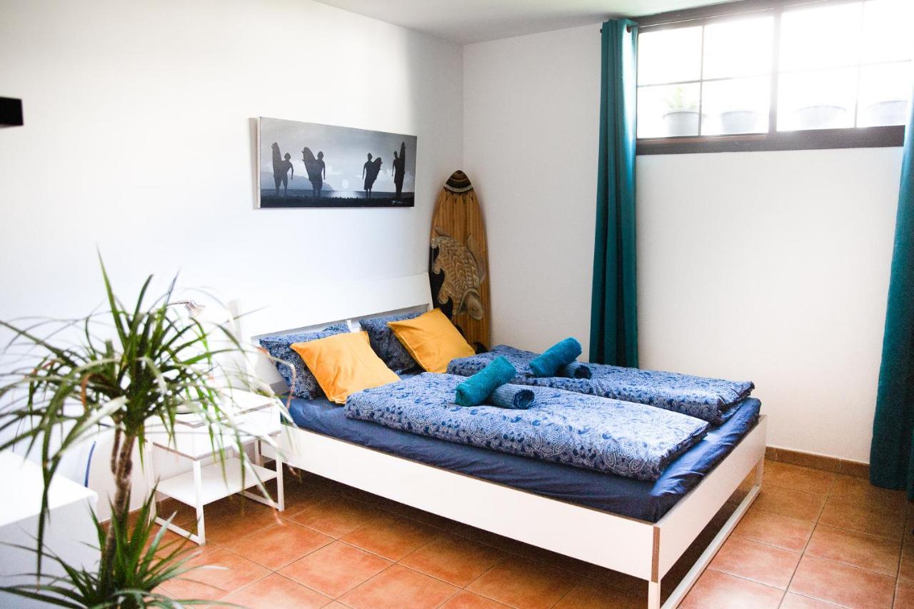 Surf Dream Surfhouse Hostel *