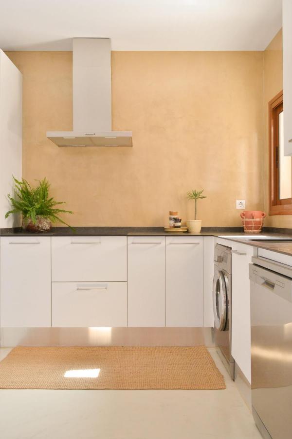 Villa Casa Mareterra - Design With Pool And Terrace Near And Lajares *