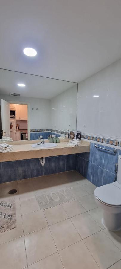 Bouganville Con Terrazza E Piscina