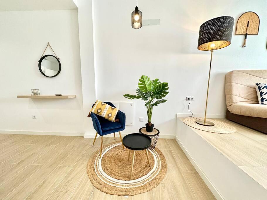 Apartment La Gofio En El Centro De Corralejo, Dos Habitaciones, Dos Banos, Terraza Privada Y Wi-fi
