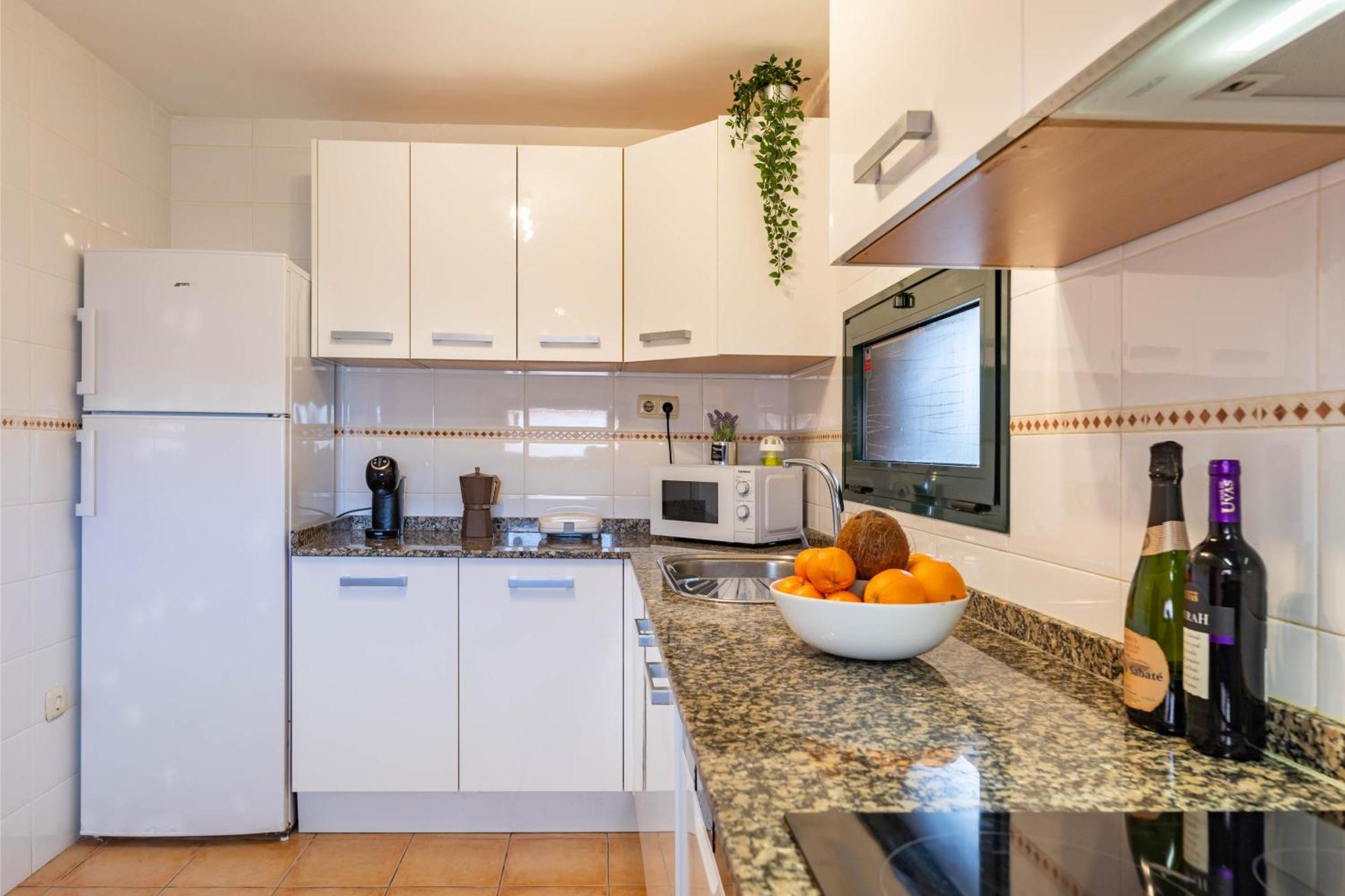 Sunrise Surf House, Big Garden, Hot Tub, Parking, Super-fast Free Wi-fi Сasa de vacaciones *