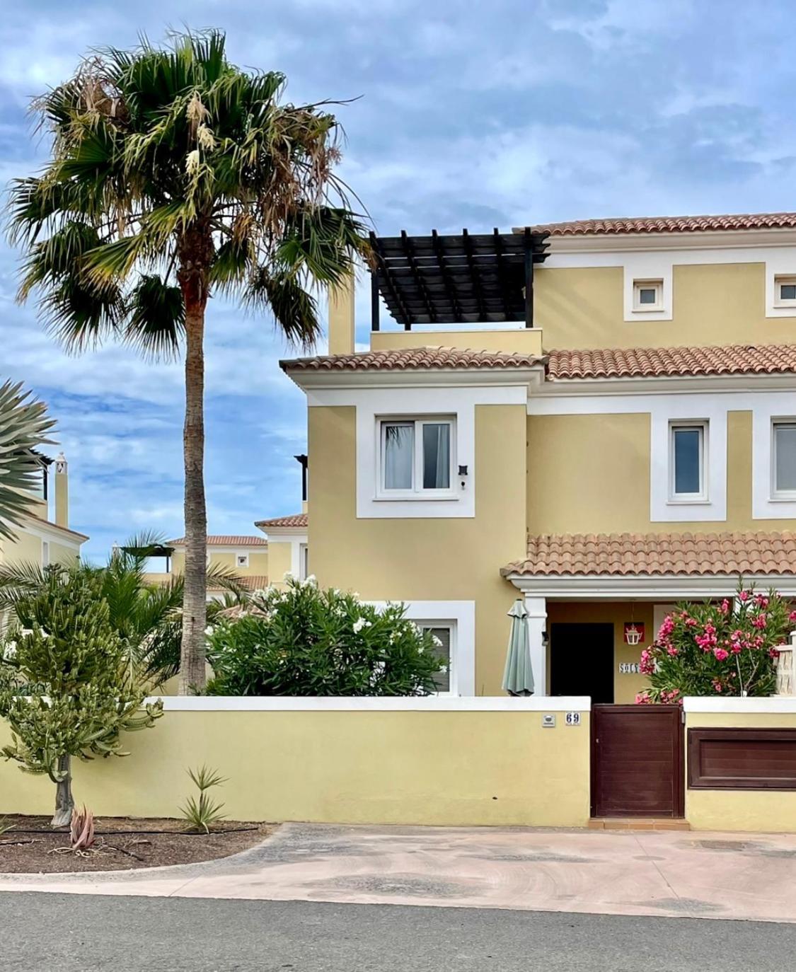 Solymar Villa