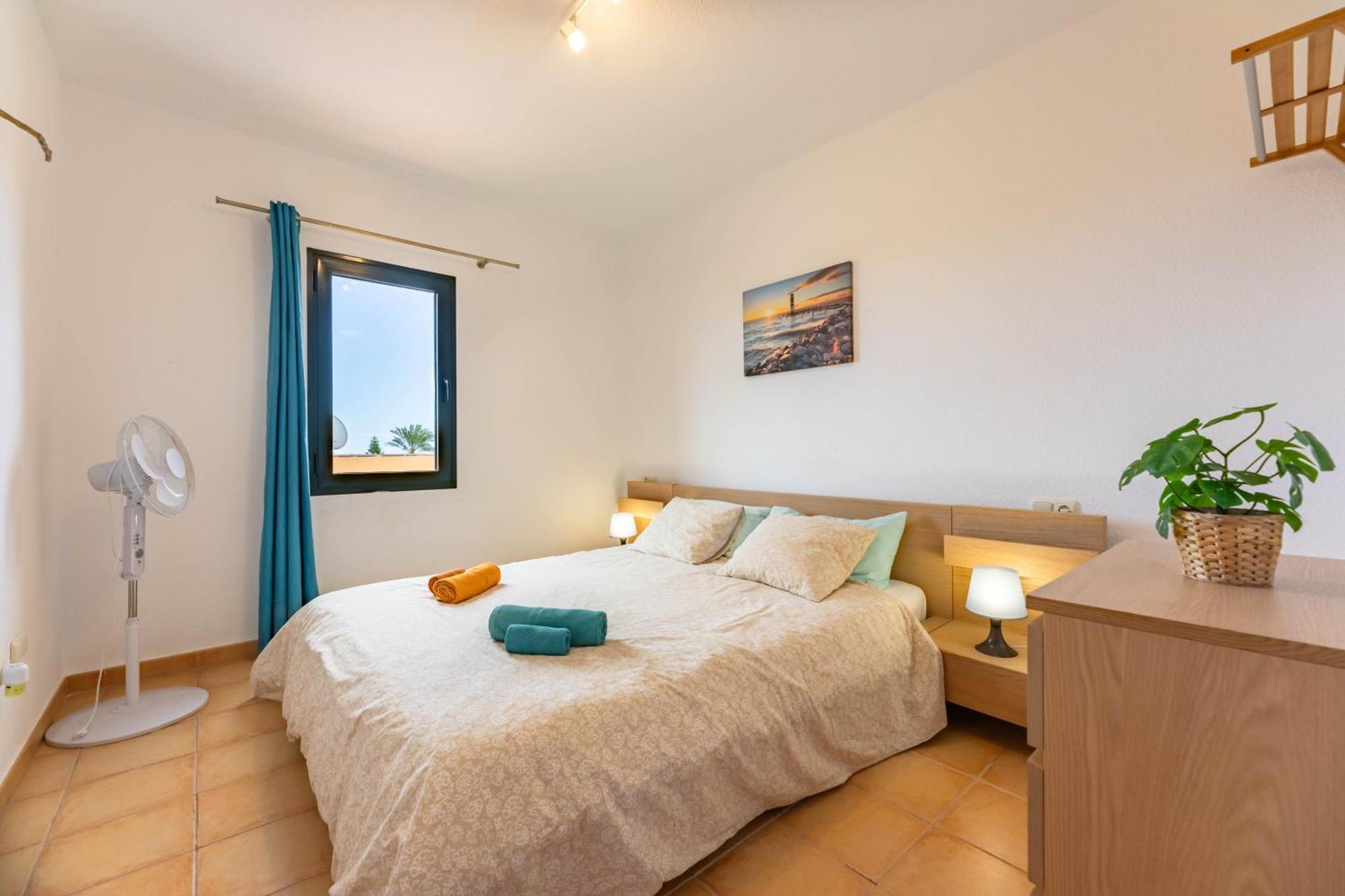 Sunrise Surf House, Big Garden, Hot Tub, Parking, Super-fast Free Wi-fi Corralejo