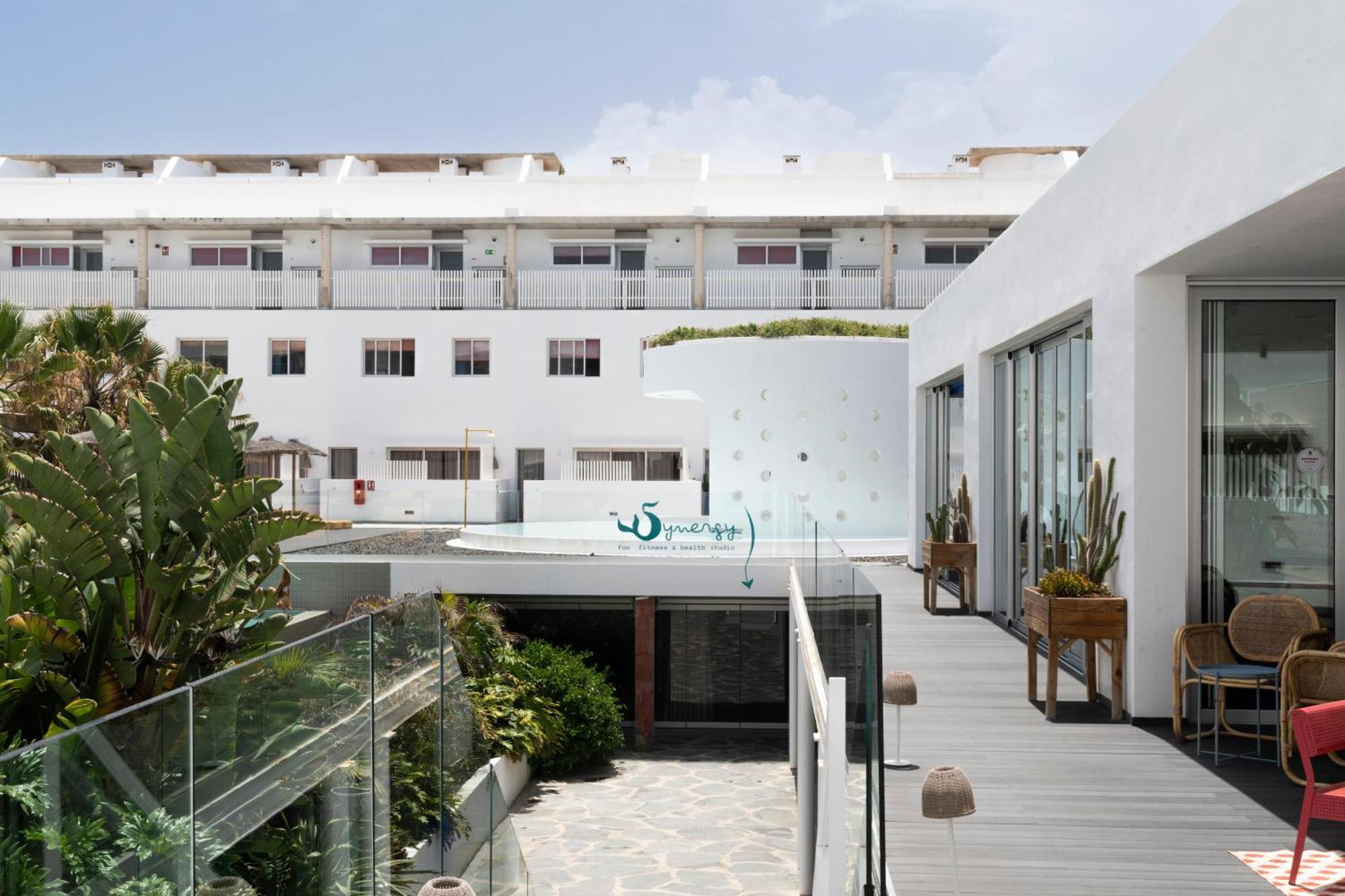 Buendia Nohotel 3*