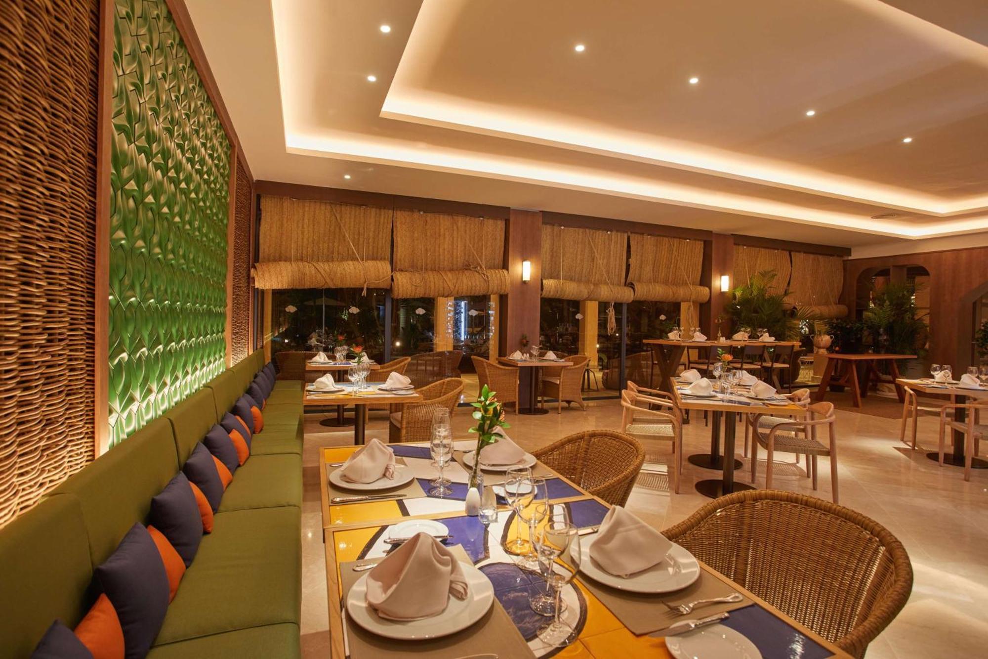 Secrets Bahia Real & Adults Only Hotel 5*