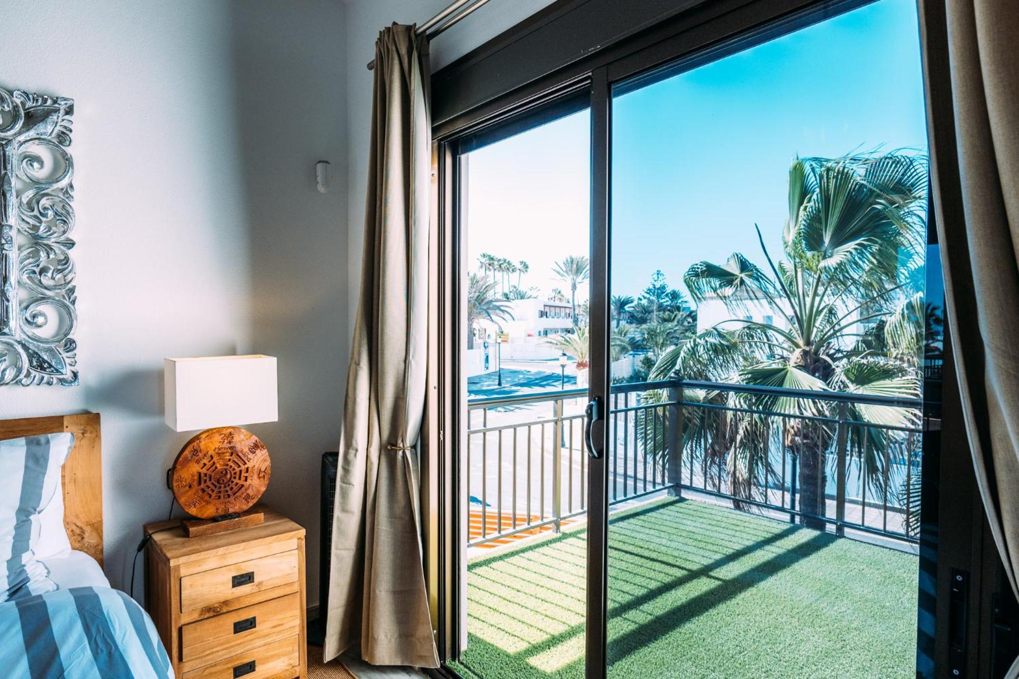 Villa Paradise House: Piscina Privada, Playa 100m Corralejo