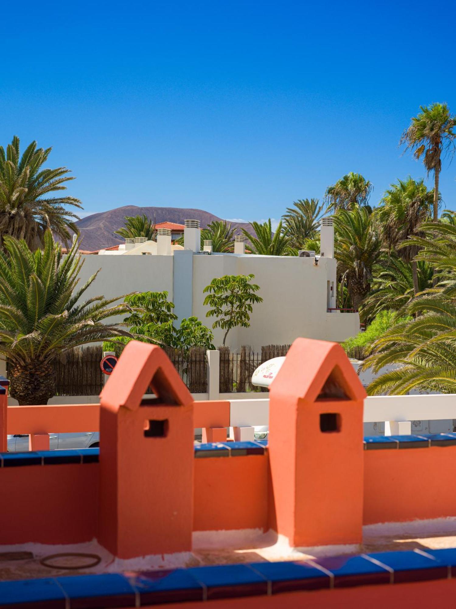 Long By Canariasgetaway Corralejo