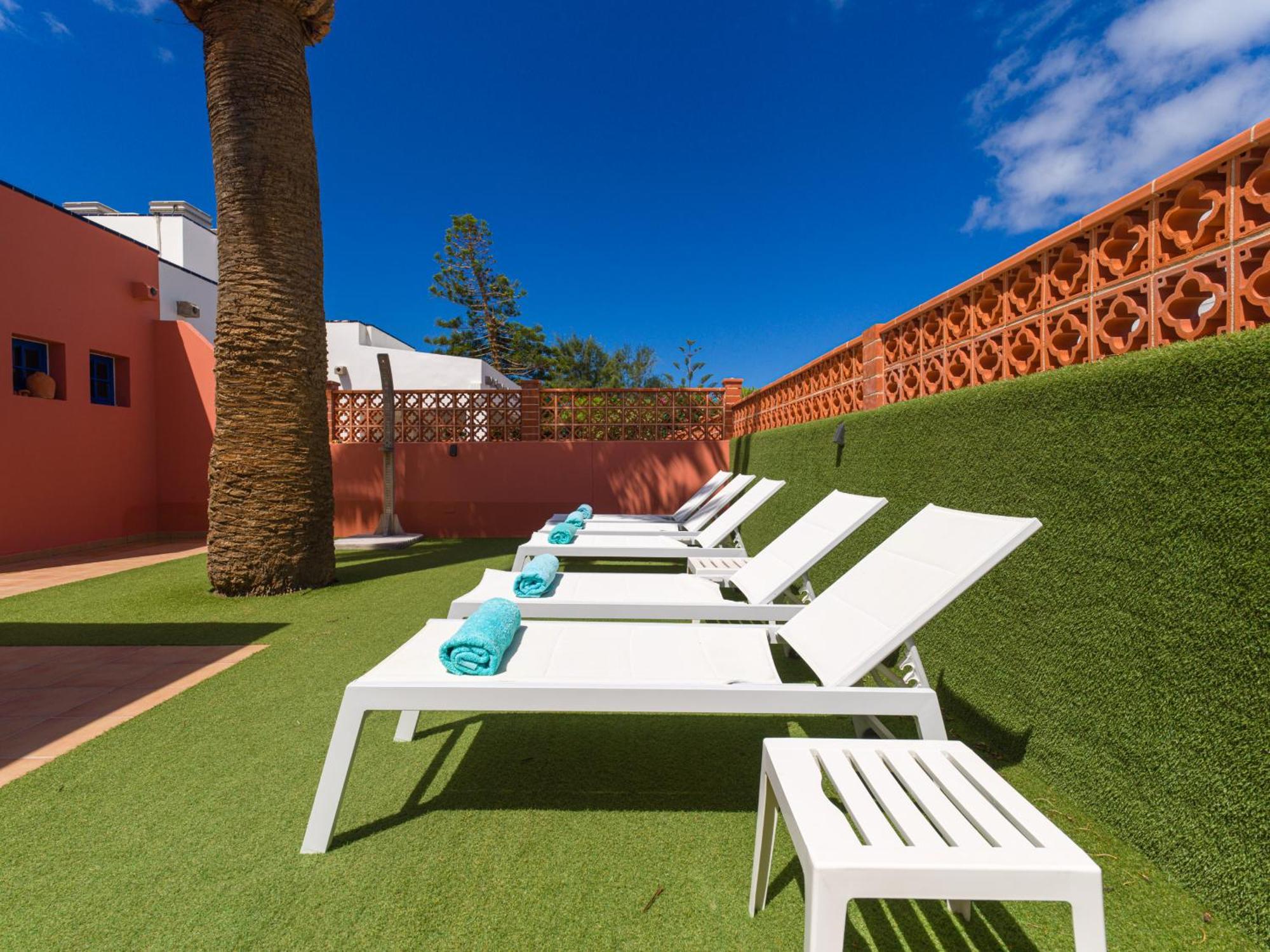 Long By Canariasgetaway Villa