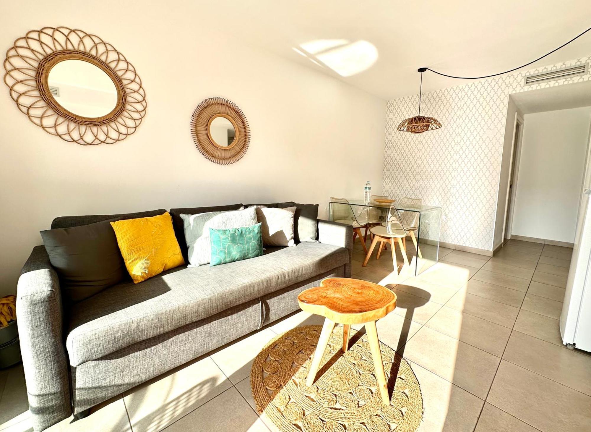 Apartment Maracuya Con Piscina, Terraza, Smart Tv, Cocina Completa Y Wifi