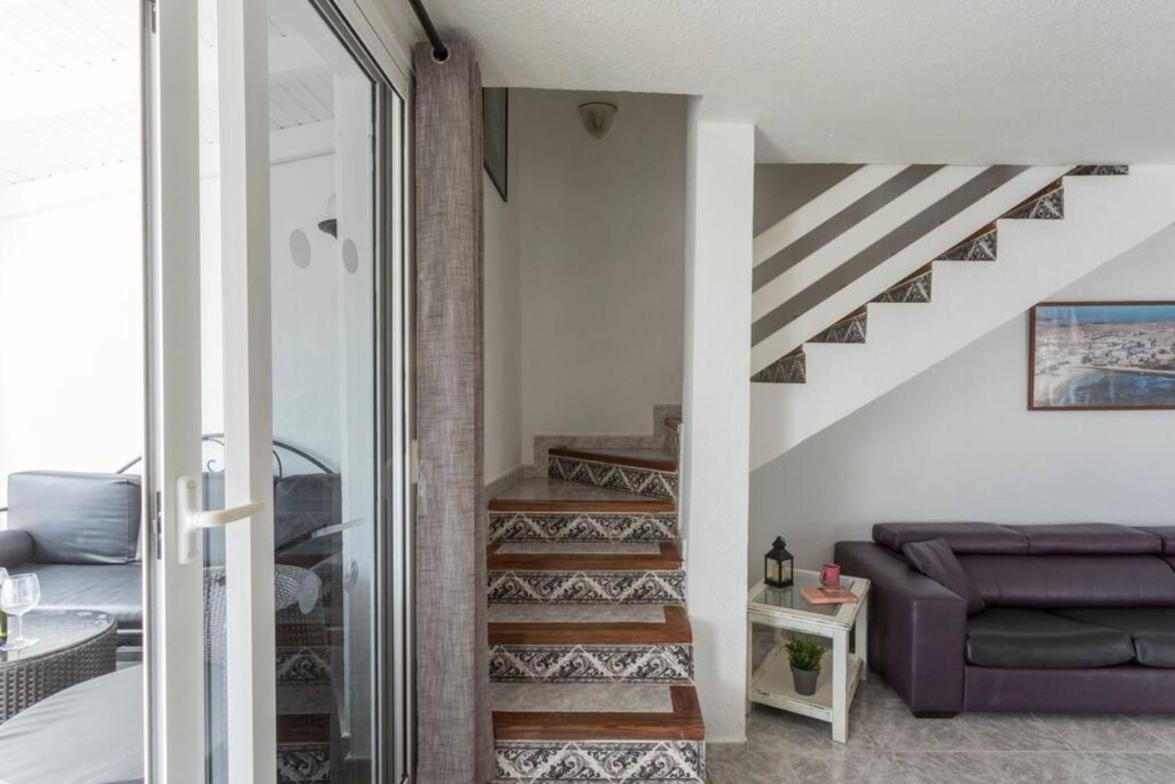 Beachfront Remos: Lobos Island View & Private Pool Villa *