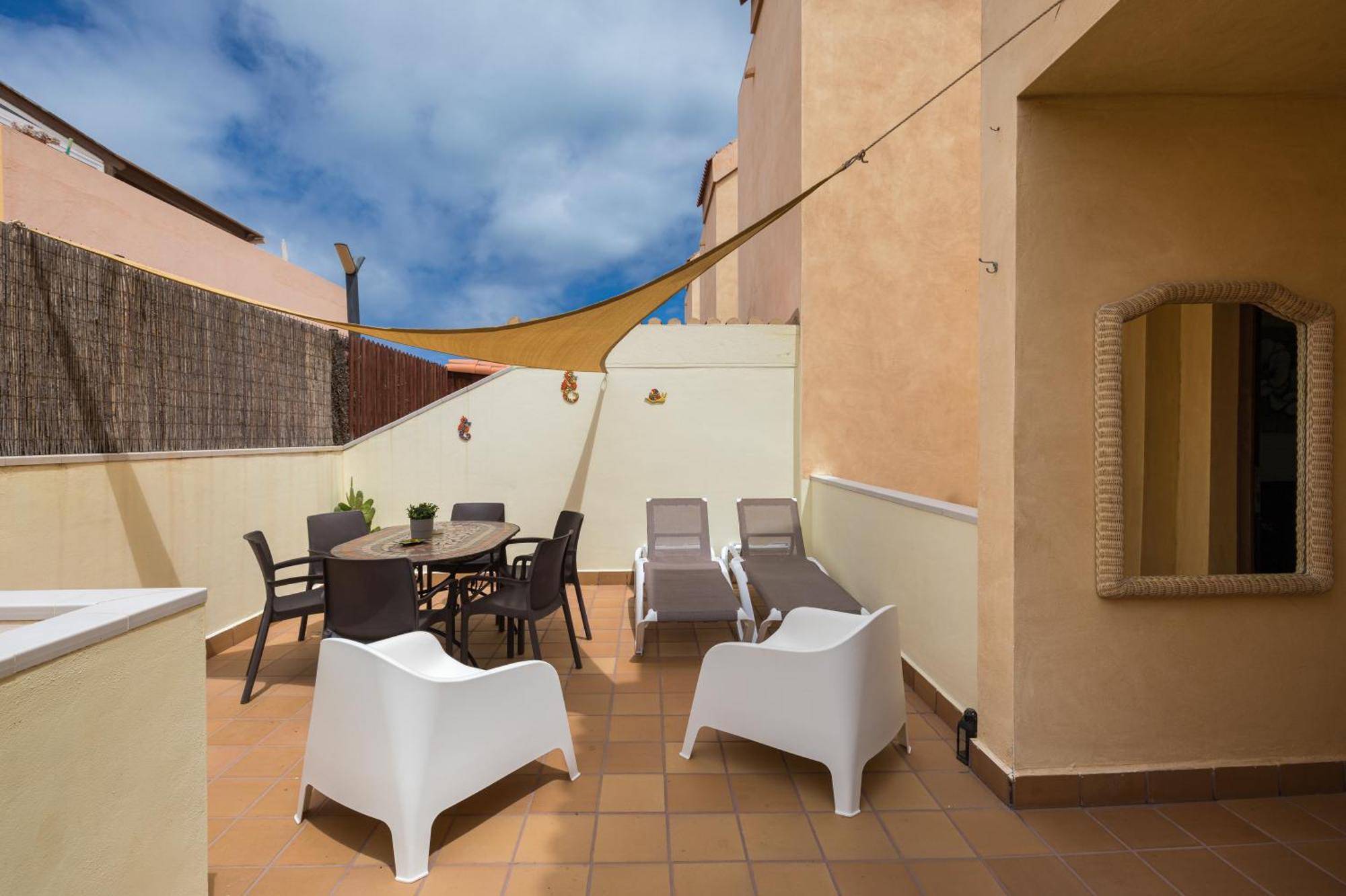 Villa Sunset 4 Bedroom 200m To Beach+fast Wifi Corralejo