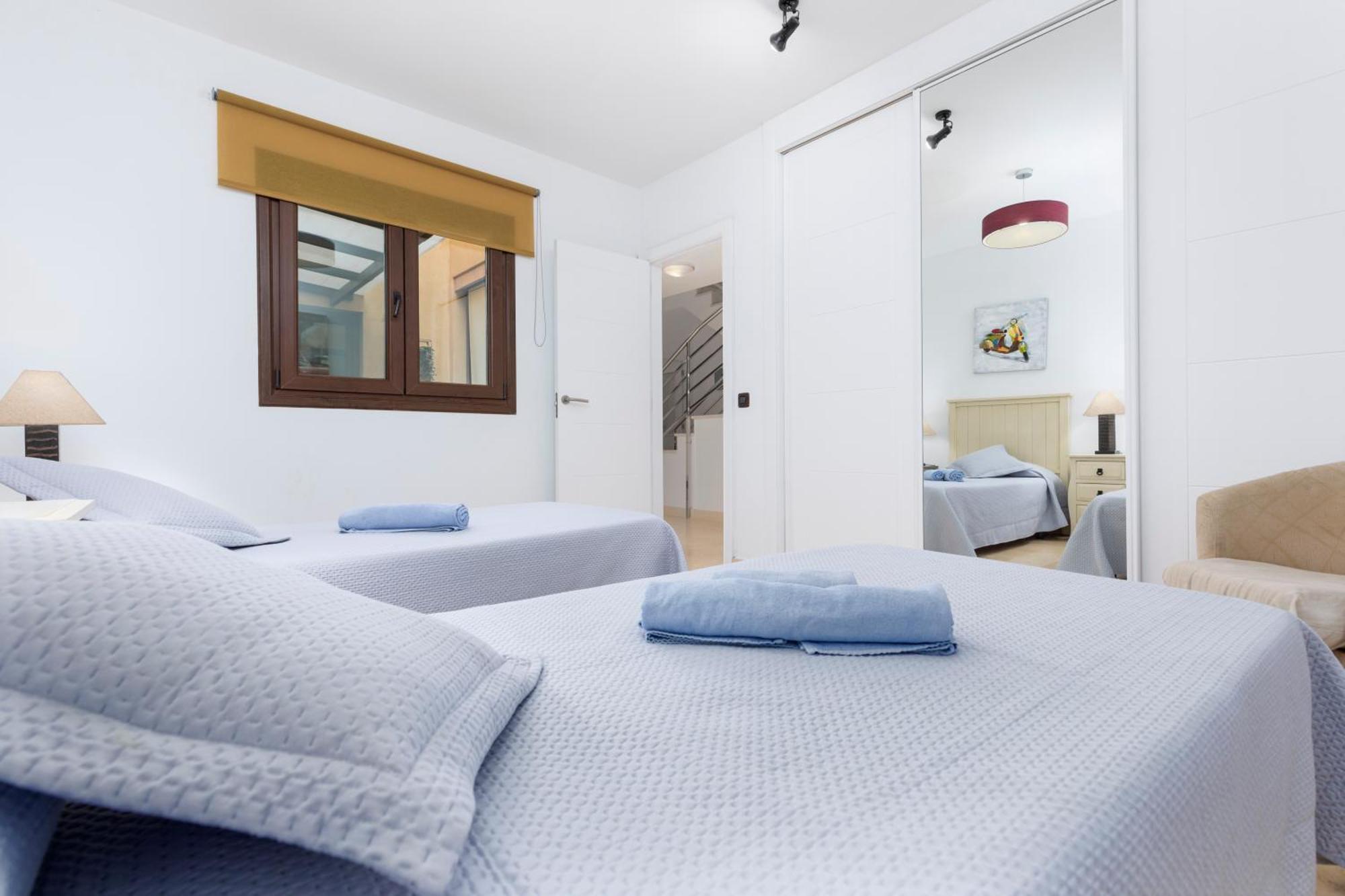 Sunset 4 Bedroom 200m To Beach+fast Wifi Villa Corralejo