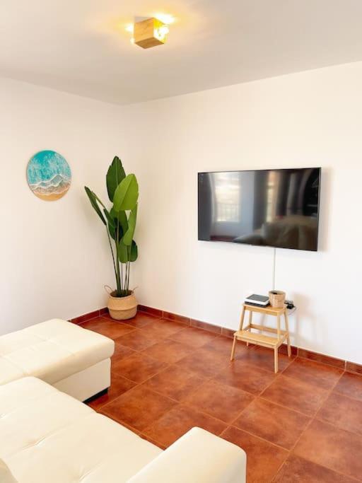Casa Bamboo Corralejo, Espacioso, Piscina Y Parking * Corralejo