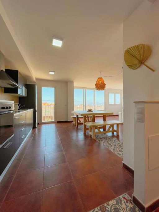 Casa Bamboo Corralejo, Espacioso, Piscina Y Parking Apartment Corralejo
