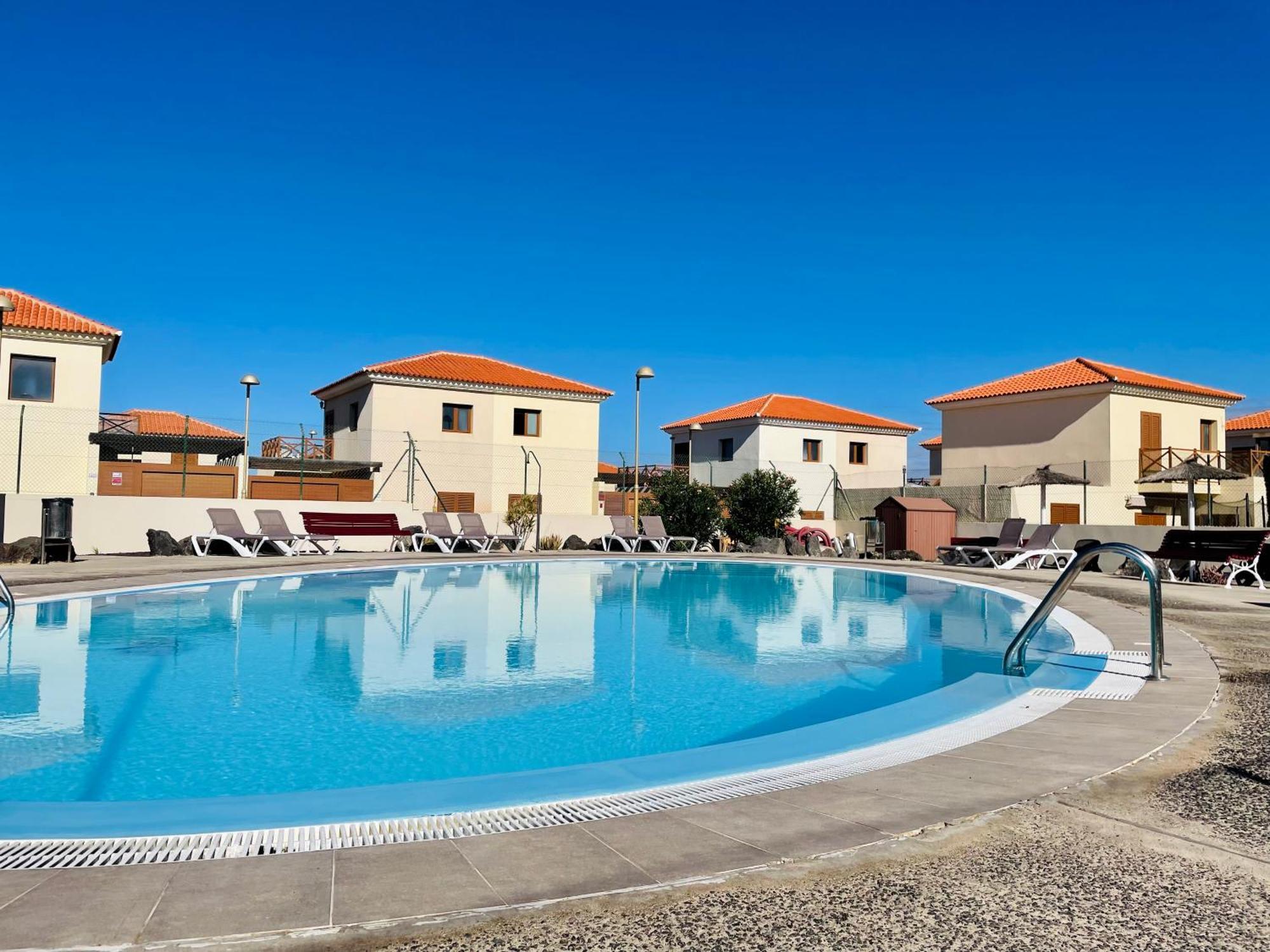 Casa Danimar 2-4 People With Pool And Barbecue Corralejo