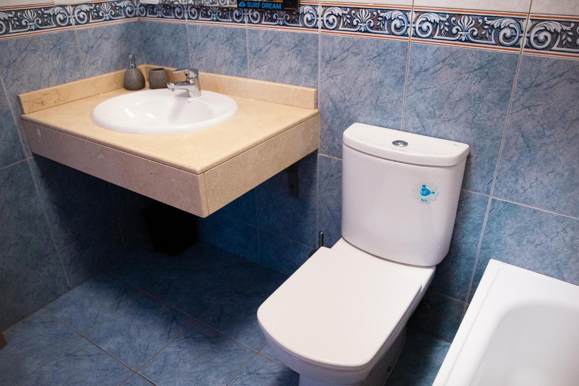 Surf Dream Surfhouse Hostel Corralejo