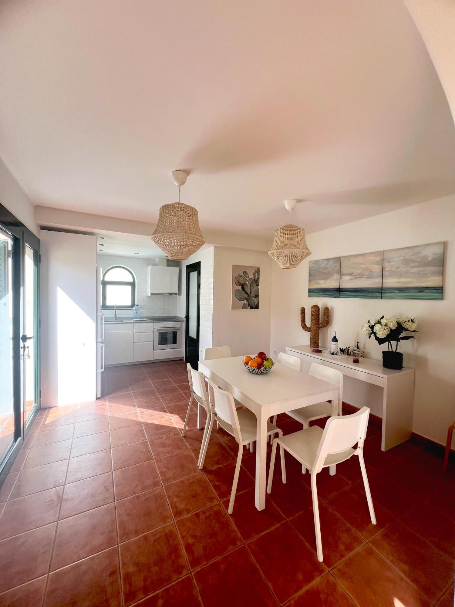 Villa Olympia House Lovely, Close To Town And Beaches With Private Pool & Fast Wifi Corralejo