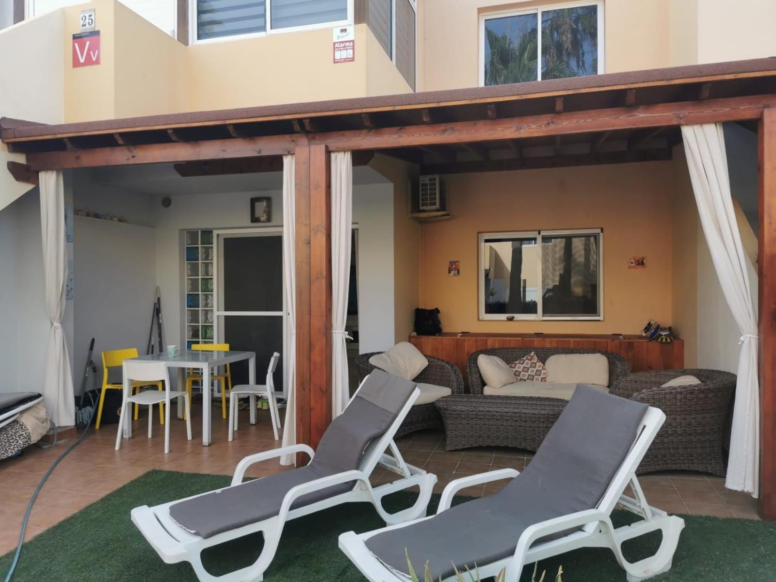 2 Bedroom Pool Close To Beach Rocky Point Corralejo