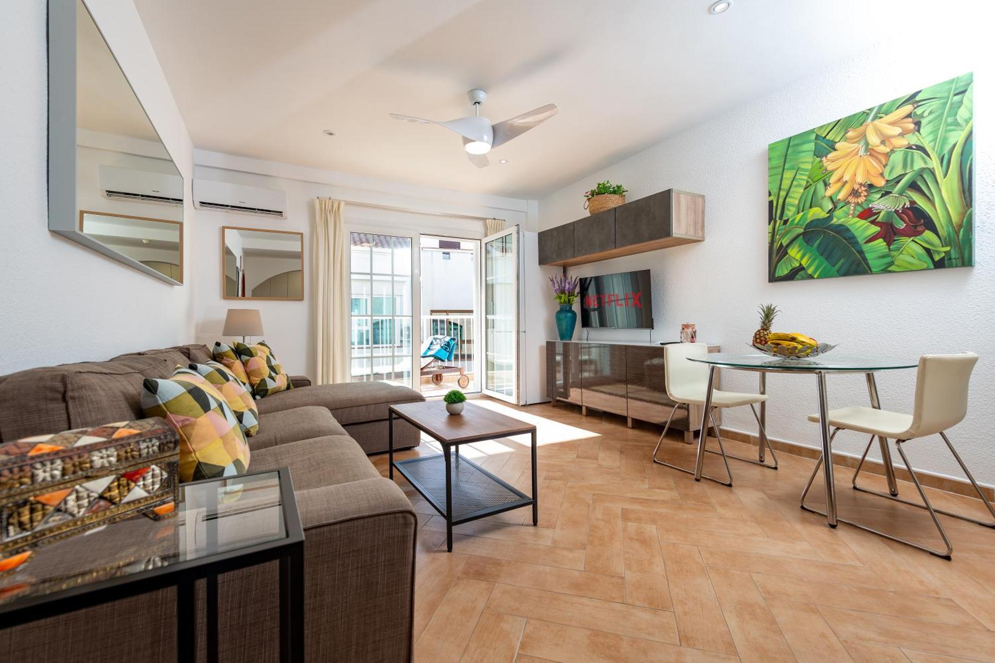 Apartment Calas