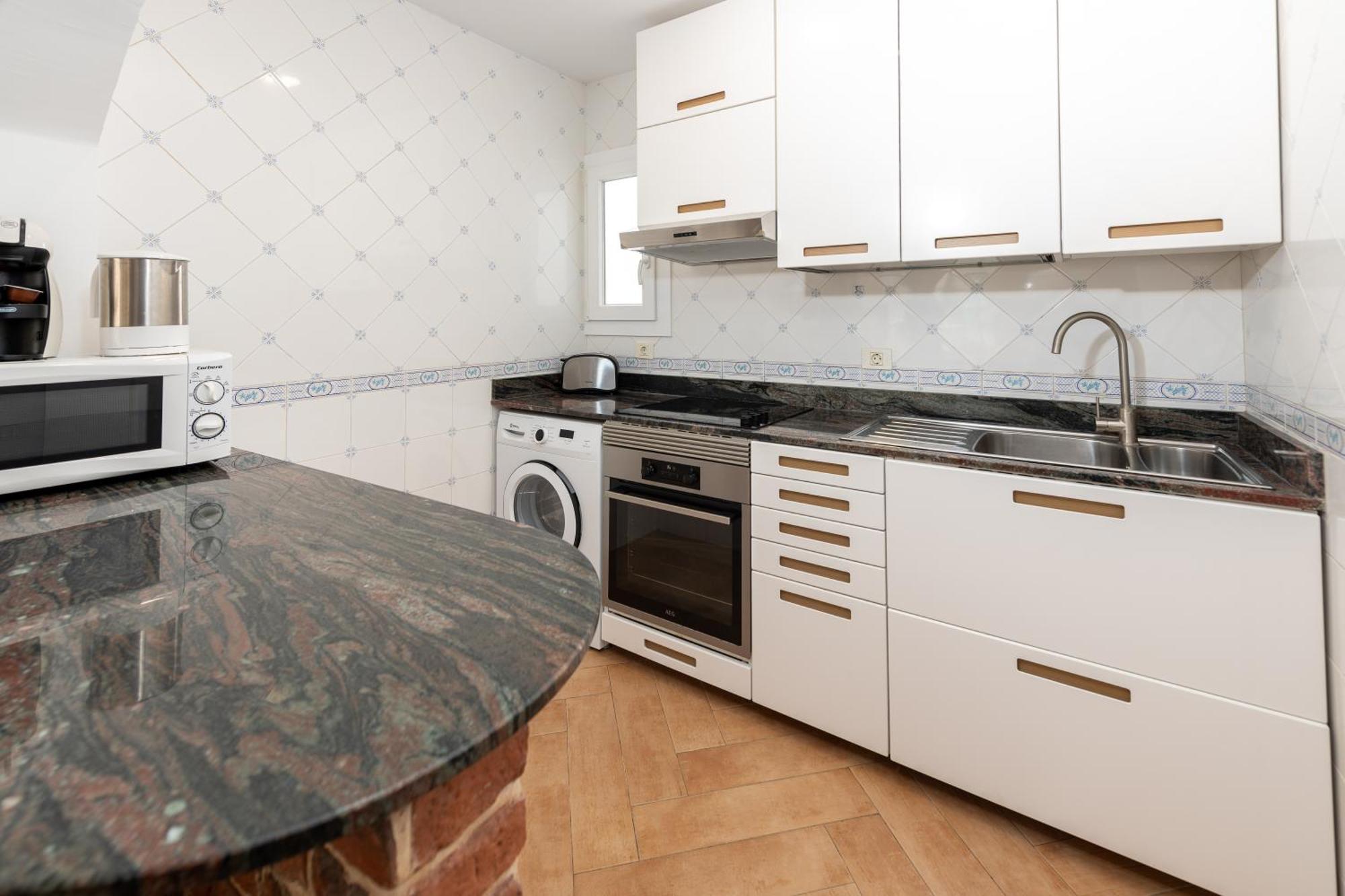 Apartment Calas