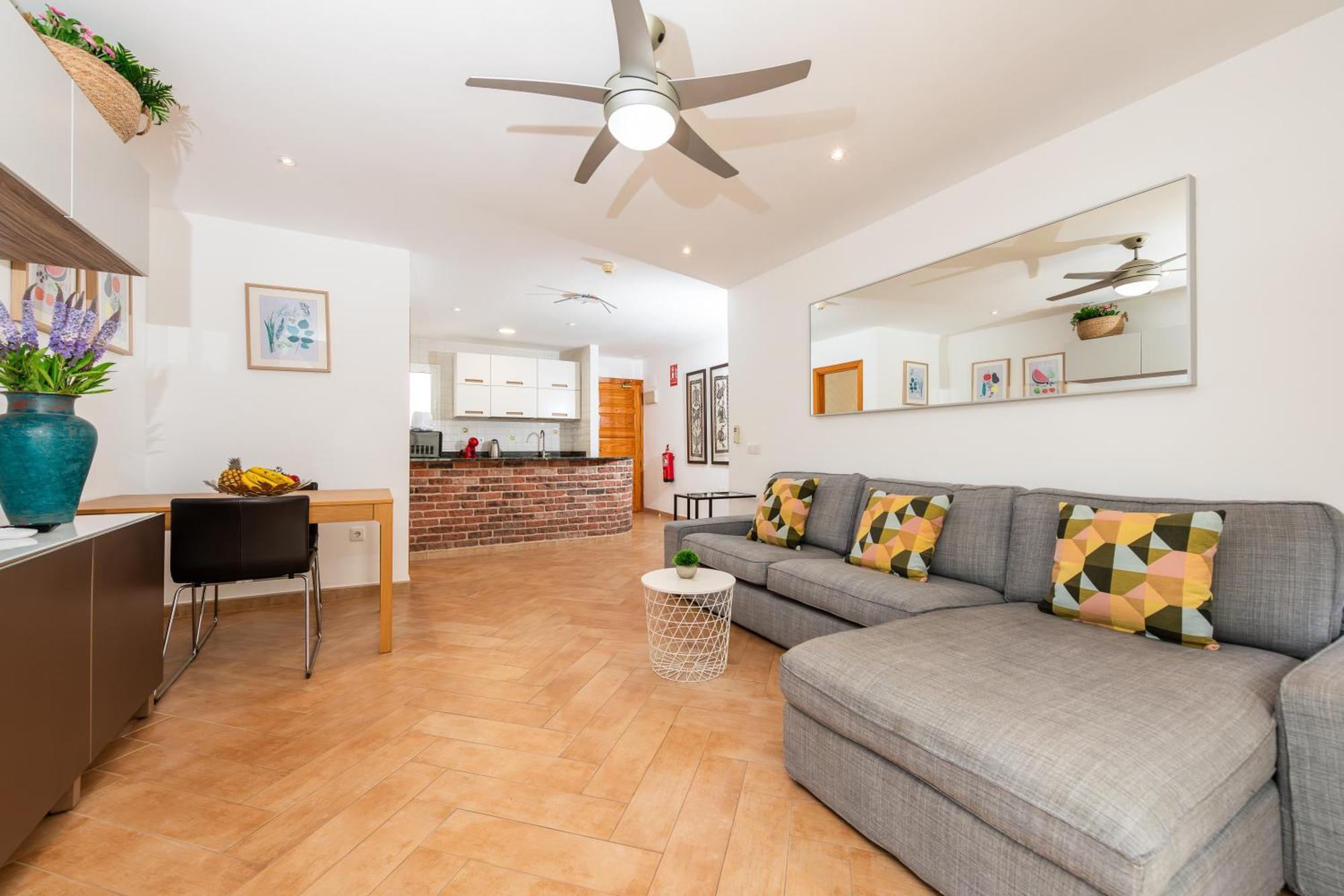Apartment Calas *