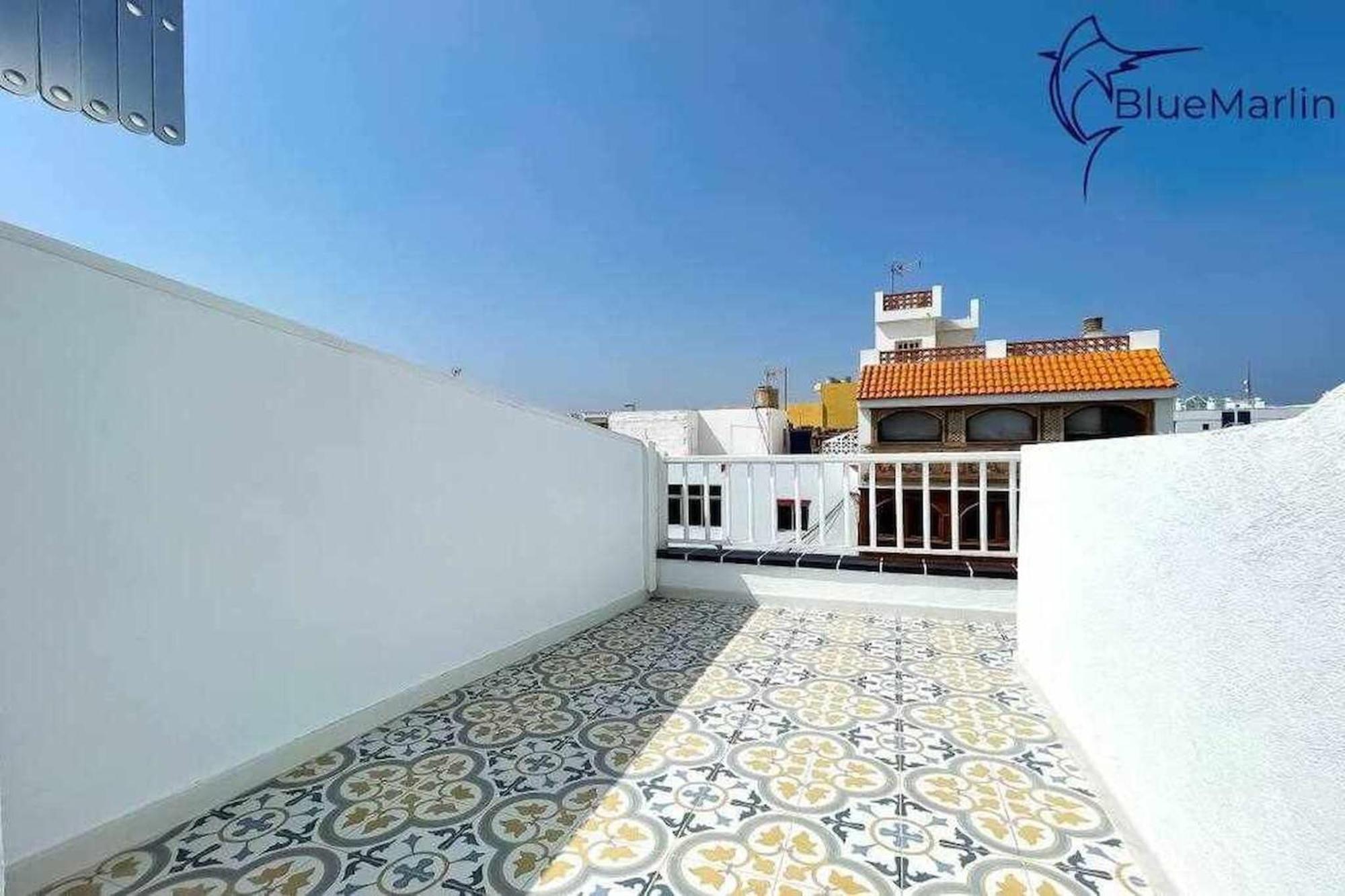 B-rent Bluemarlin Boutique Sea View *