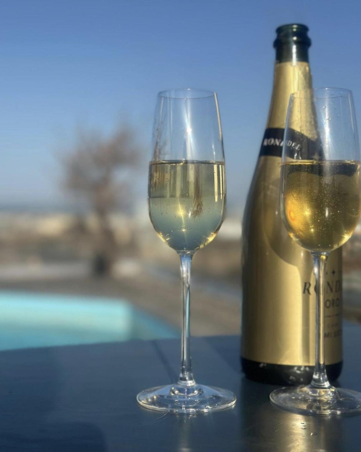 Villa Poseidon With Private Heated Pool, Sauna And Stunning Volcano Views By Amazzzing Travel *
