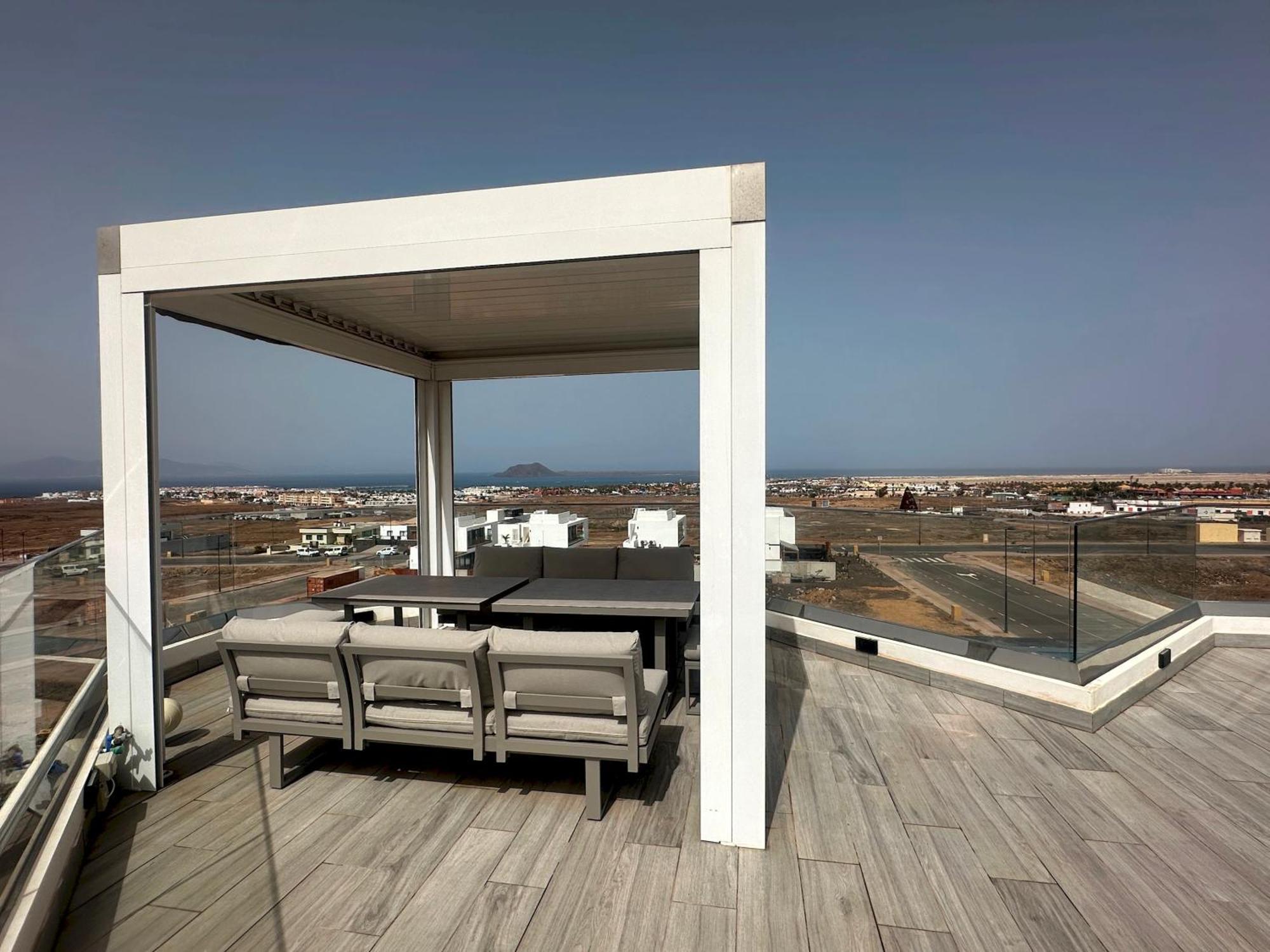Poseidon With Private Heated Pool, Sauna And Stunning Volcano Views By Amazzzing Travel