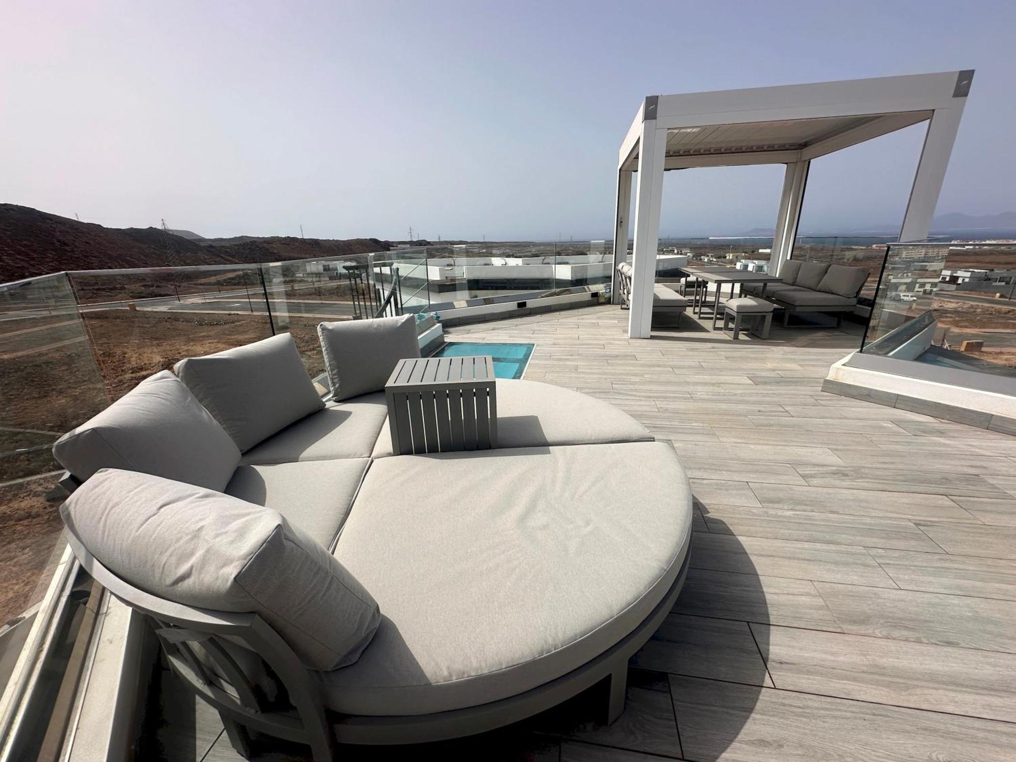 Poseidon With Private Heated Pool, Sauna And Stunning Volcano Views By Amazzzing Travel Villa Corralejo