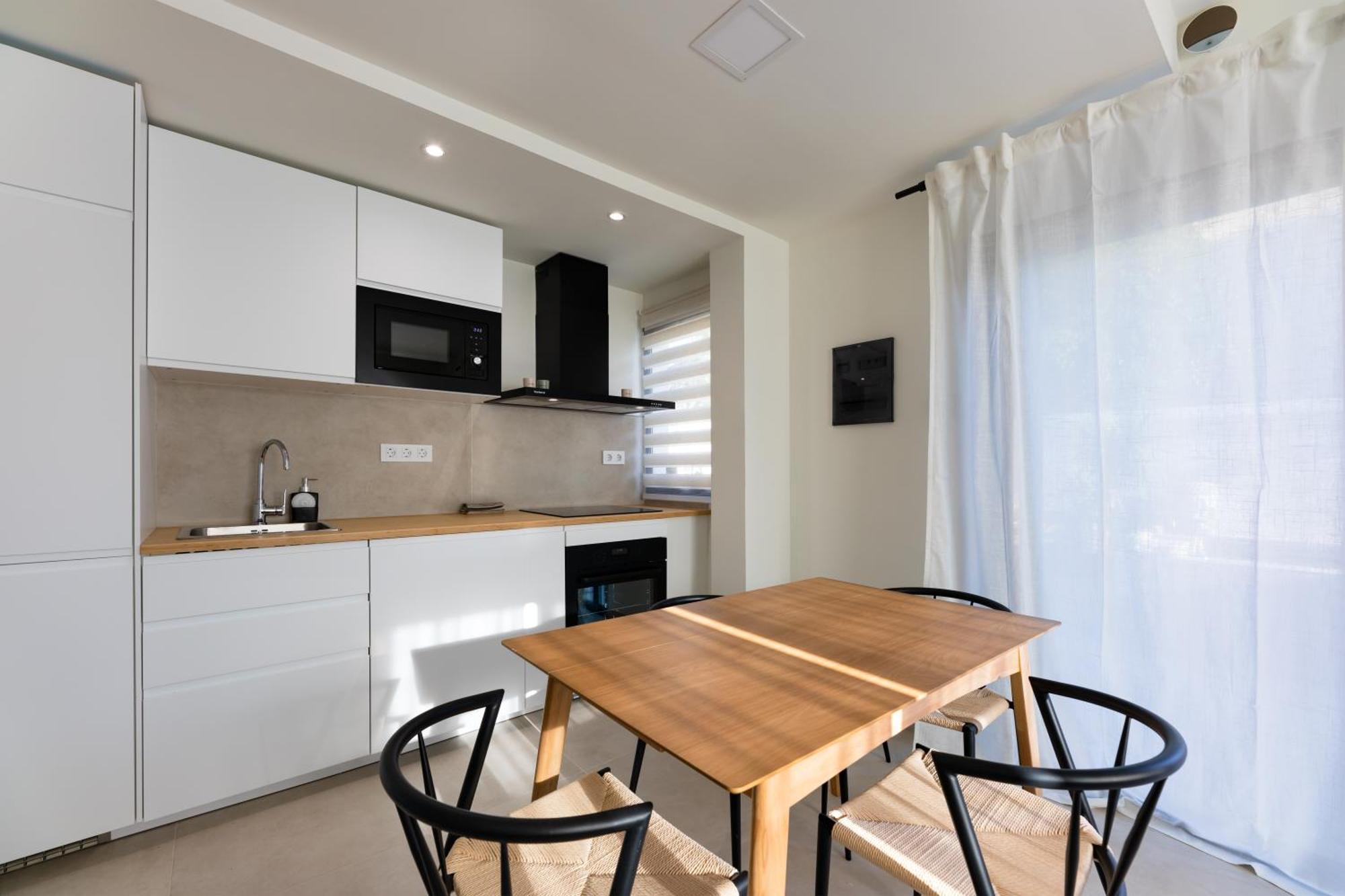 Apartment Urban Chill Private Pool By Holidays *